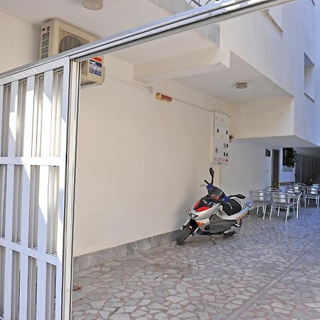 Family Hotel Blazhi Sandanski Eksteriør billede