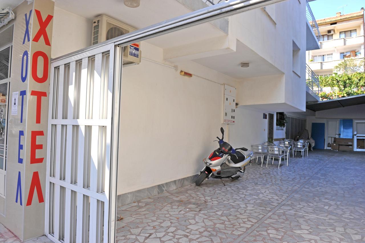 Family Hotel Blazhi Sandanski Eksteriør billede