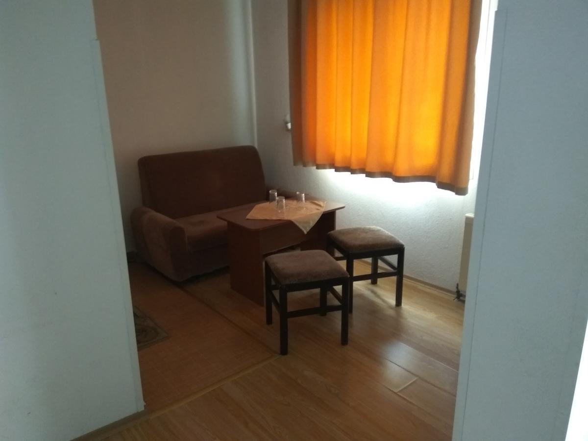 Family Hotel Blazhi Sandanski Eksteriør billede